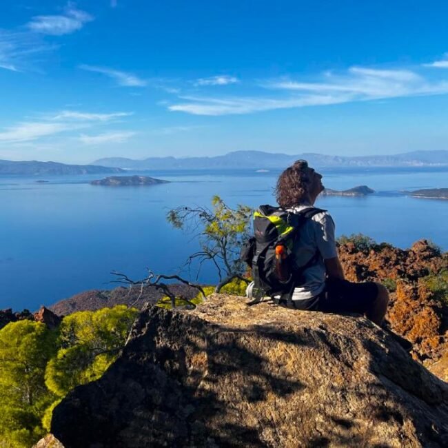 Volcanic Vibes Yoga Retreat, Μέθανα