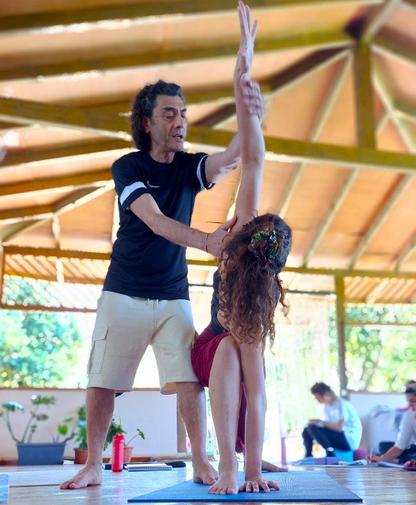Yoga Teacher Training - Ετήσιο πρόγραμμα RYS 200